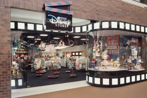 Old Photos Show What the Disney Store Used to Be Like