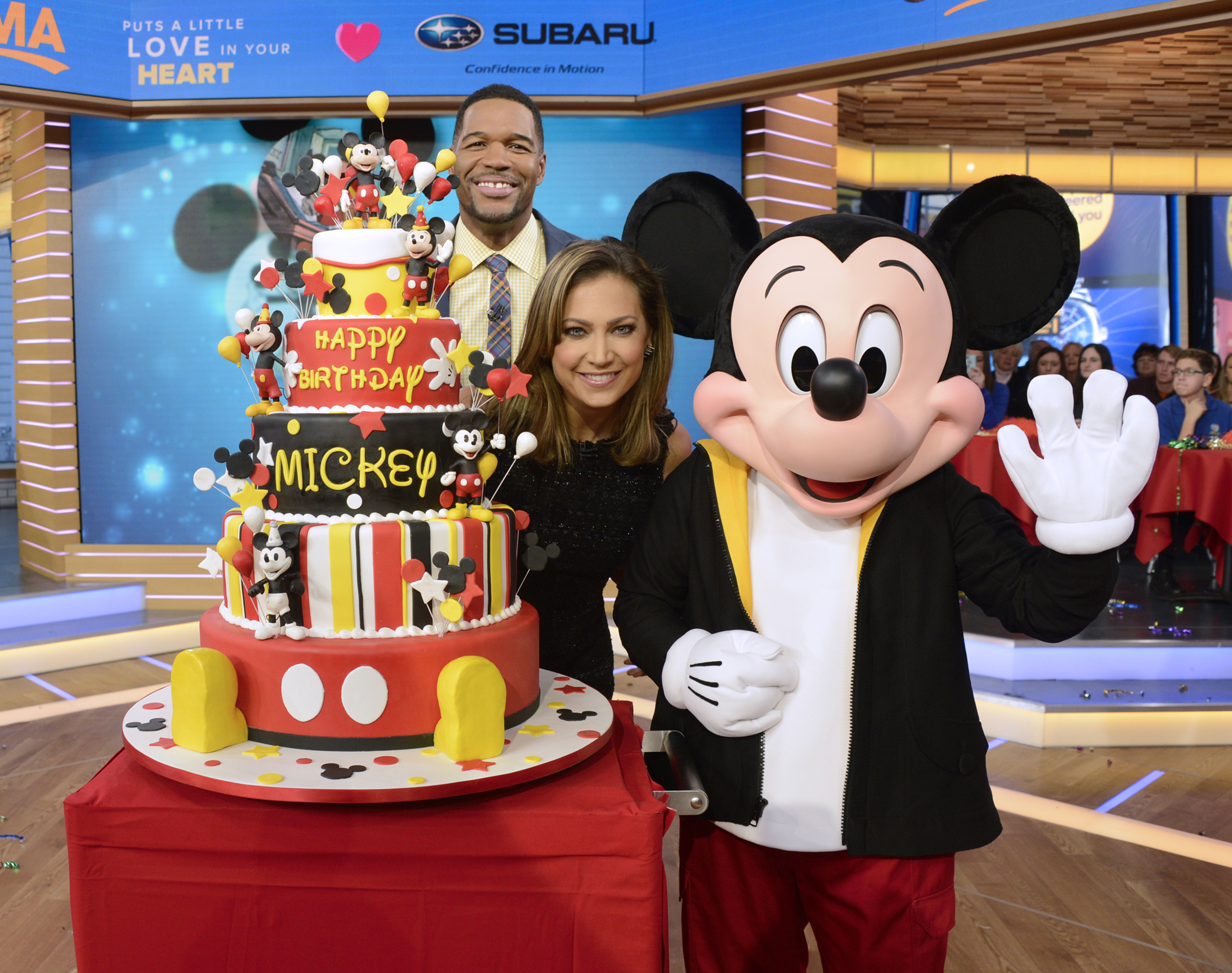 Abc News Good Morning America Premieres New Mickey Mouse Video