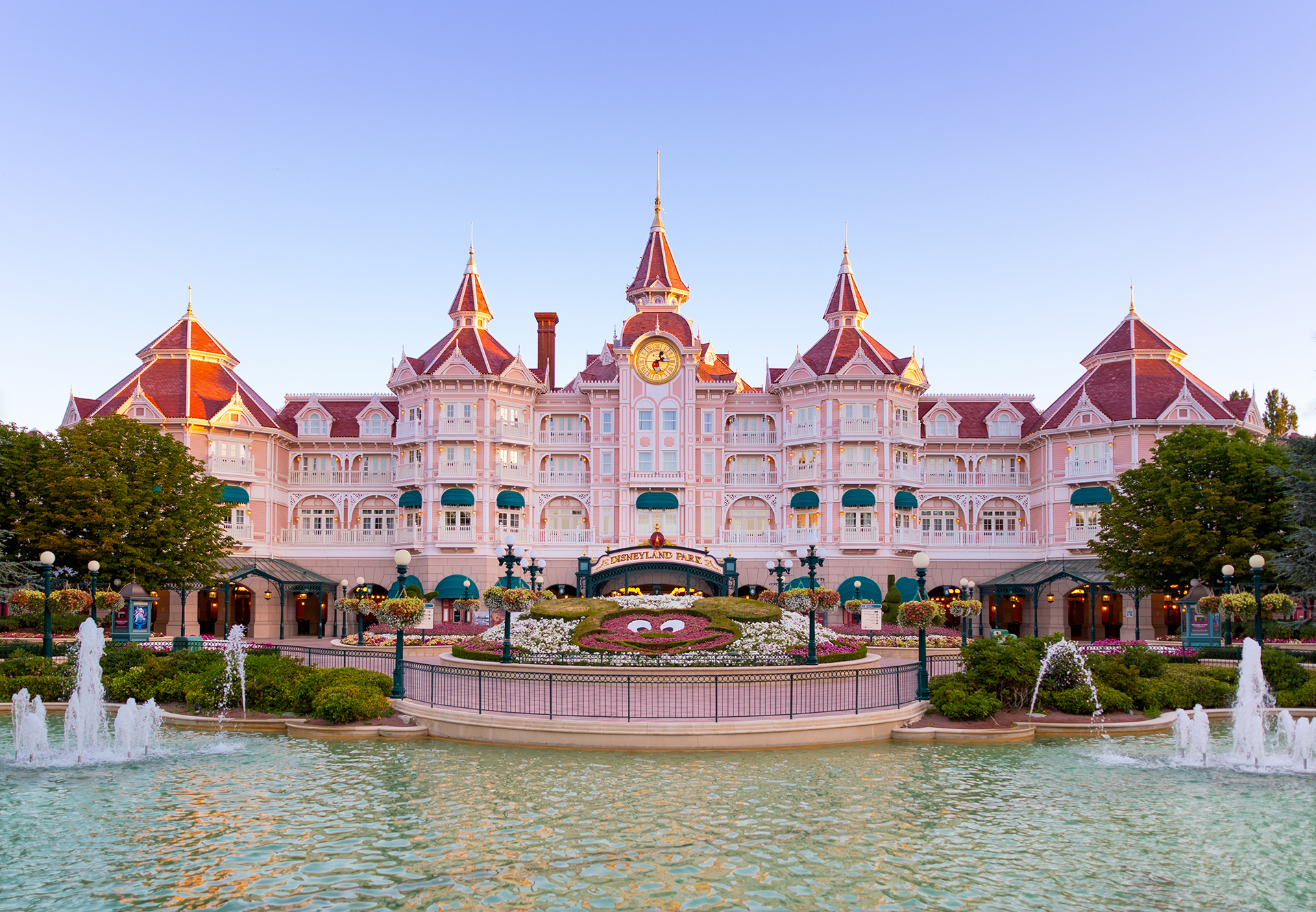 How to Get Your Walt Disney Frozen Fix at Disneyland Resort