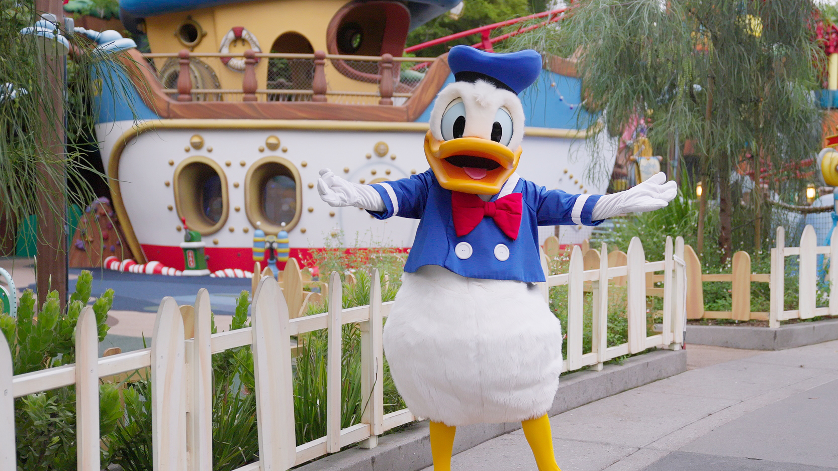 'There's Something About the Duck': Celebrating 90 Years of Donald Duck ...