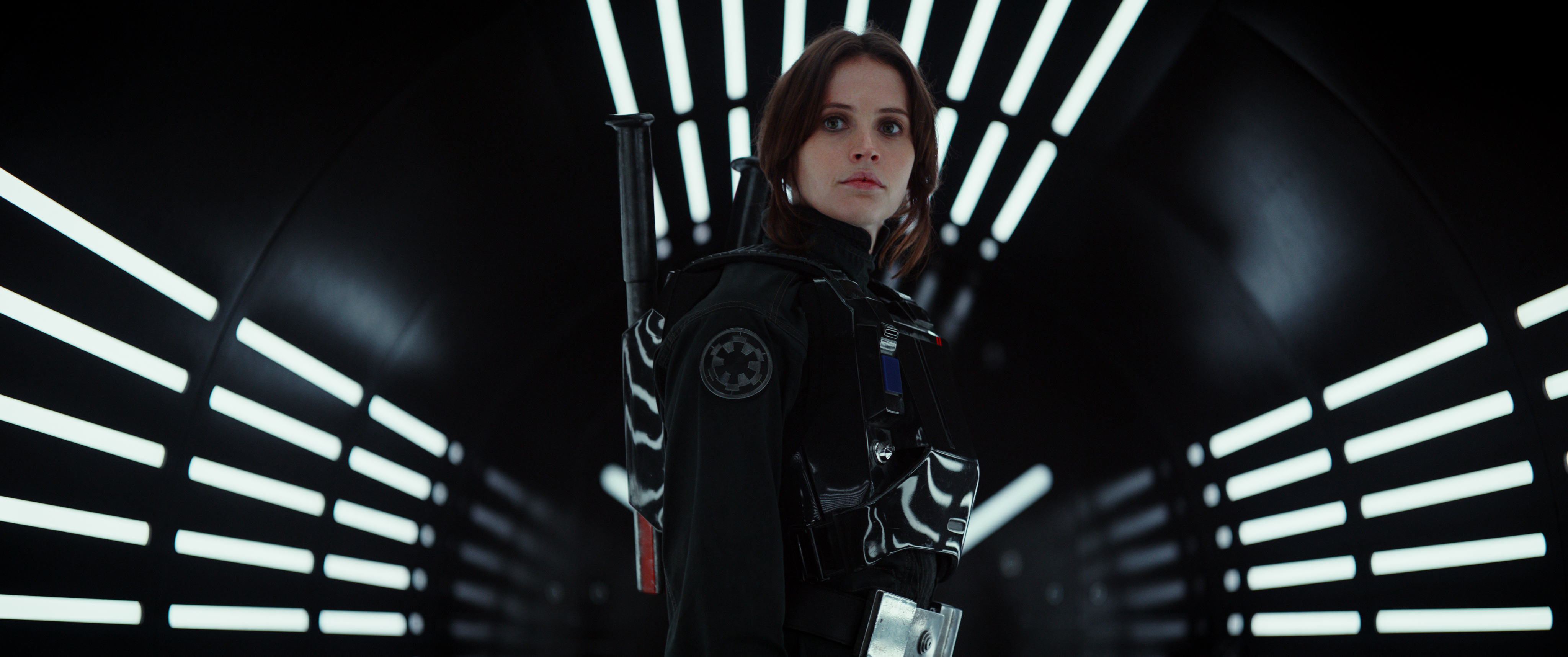 Rogue One: A Star Wars Story..(Felicity Jones)..Ph: Film Frame..© 2016 Lucasfilm Ltd. All Rights Reserved.